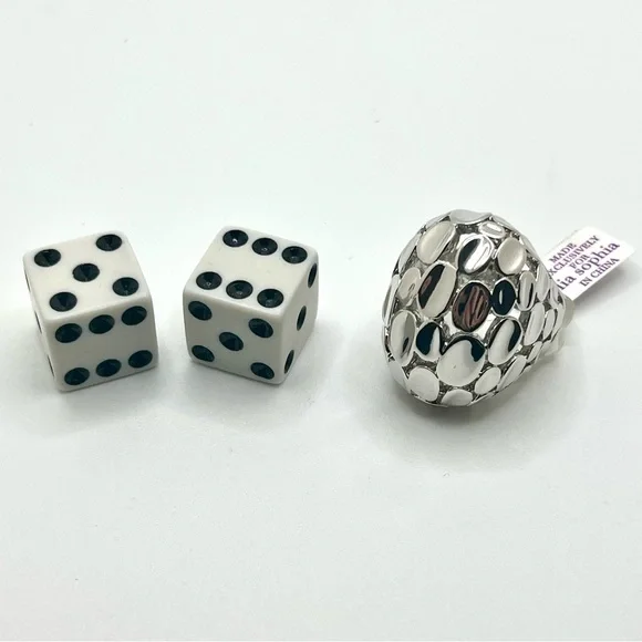 Lia Sophia Silver Tone Dome Ring Size 8 NWT Bold Statement - Picture 6 of 7